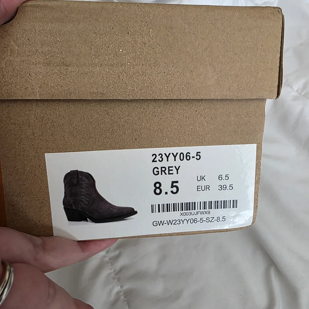 Womens Global Win Gray Western‎ Ankle Boots, Size 8.5